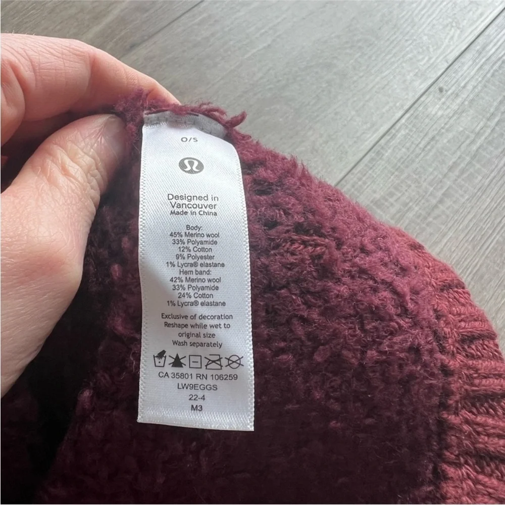 Lululemon Ombre Knit Textured Beanie in Red Merlot